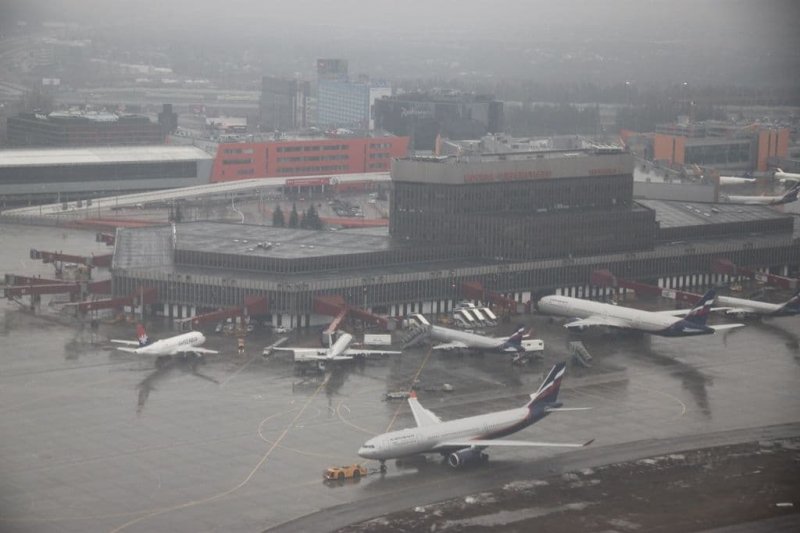 Moscow airports restrict flights amid drone attack 