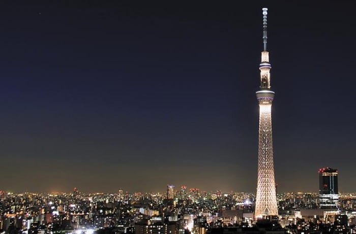 20 trapped in Tokyo Skytree elevator for 5 hours