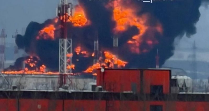 Oil station catches fire after drone attack in Tatarstan -  VIDEO 