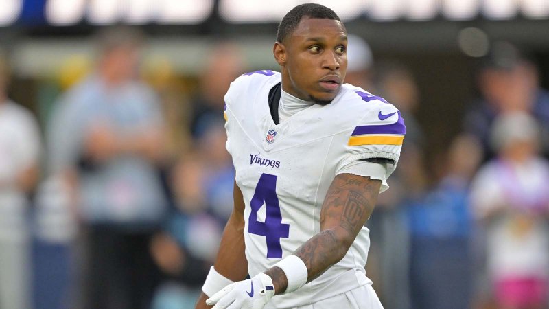 Former Vikings DB Ronyell Whitaker dies aged 46