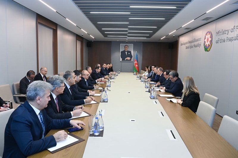 Azerbaijani FM meets Turkish, Georgian officials on regional security 