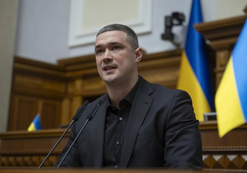 Ukraine reveals Kyiv's plan: Close skies, hit military, target Moscow's economy