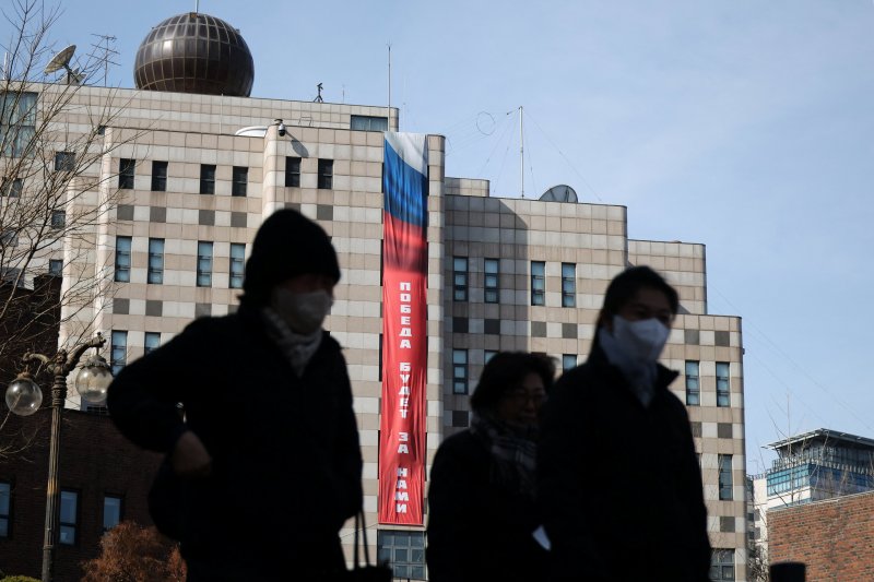 Moscow forced to retreat in Seoul: ‘Victory’ banner removed after pressure