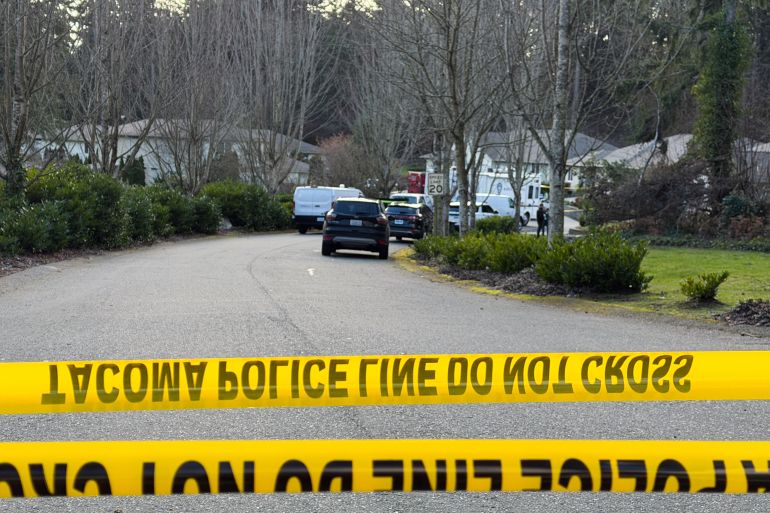Four dead in Washington stabbing, suspect shot 