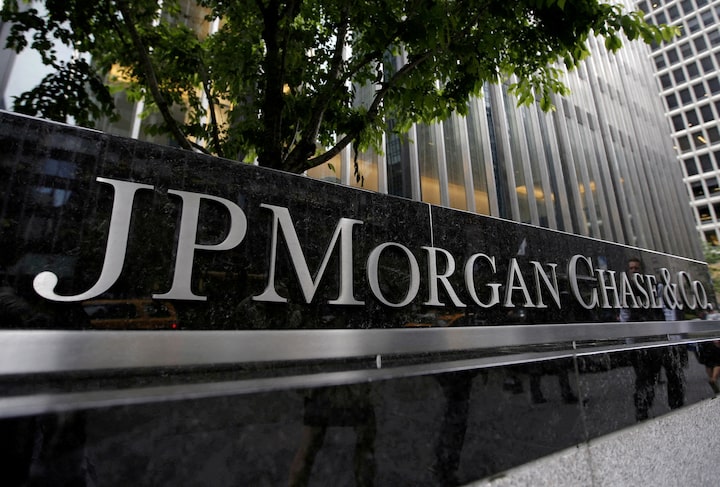 JP Morgan sees gold hitting $6,300 by year-end 2026