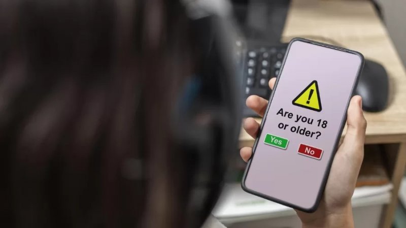 Apple expands age-verification tools globally