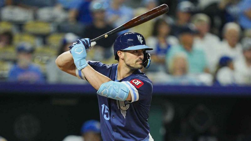 Yankees sign free agent contract with Randal Grichuk