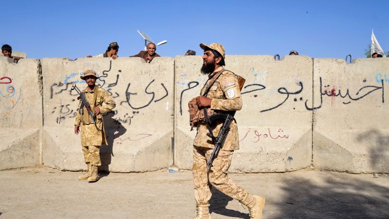  Watch: Afghanistan launches retaliatory attacks on Pakistani border posts