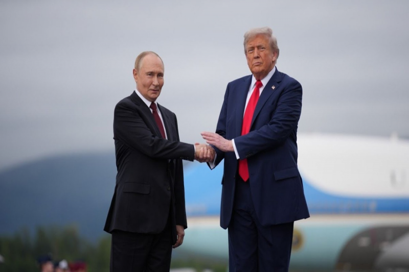 Trump says he wants to lift sanctions against Russia in Ukraine deal 