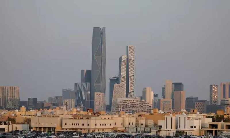 Explosions heard in Riyadh amid regional tensions