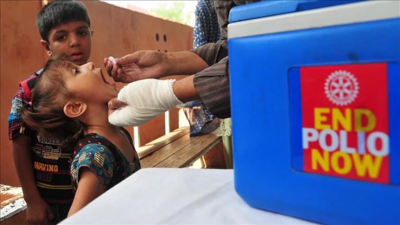 Pakistan targets 45 million children in polio drive