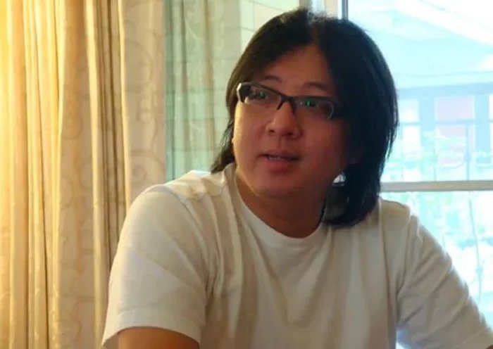 Renowned singer and music producer Yuan Weiren dies at 57
