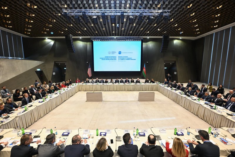 Azerbaijan, US discuss new joint investment projects 