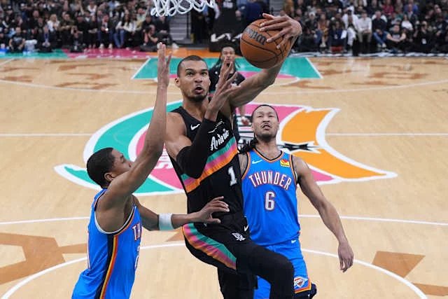 NBA: Spurs dominate injury-hit Thunder 116-106