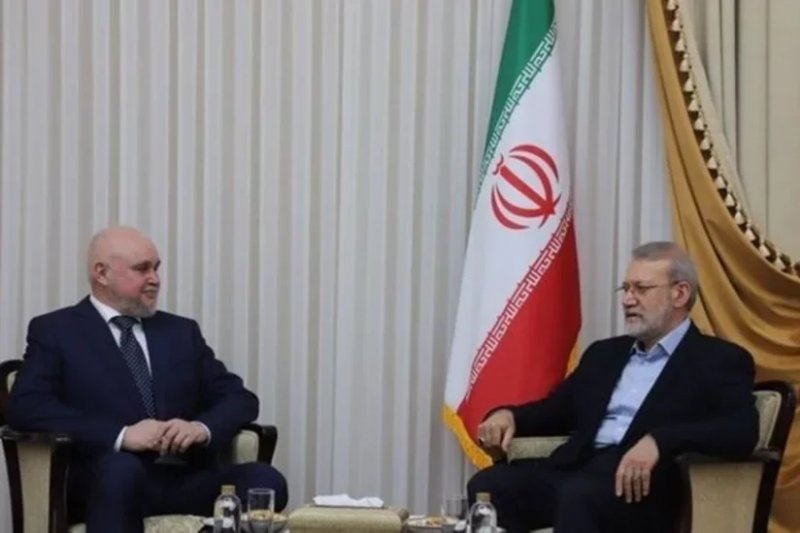 Iranian Security Council official meets Russian minister for talks