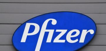 Pfizer shares slip despite Q4 earnings beat