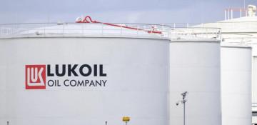 Lukoil reaches deal with US company Carlyle to sell foreign assets