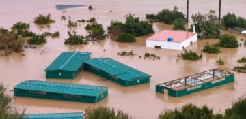 Storm Leonardo batters Spain and Portugal, leaving at least one dead