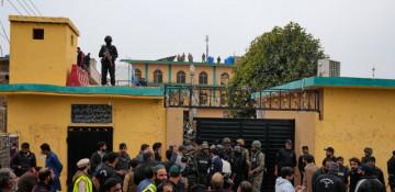 ISIS affiliate claims responsibility for Pakistan suicide bombing