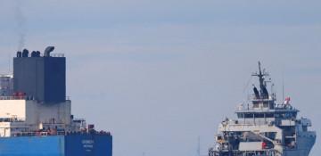 UK warns of seizure of Russia-linked tanker