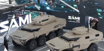 Azerbaijani minister holds talks at at int'l defense exhibition in Riyadh 