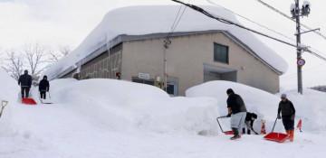 Japan snow death toll rises to 46 