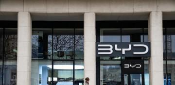 Poland restricts Chinese vehicles over data fears