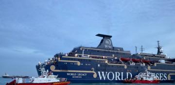 Fire on Singapore party cruise kills crew member 