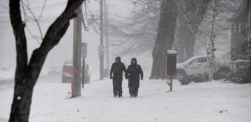 Blizzard pounds US Northeast, millions under alerts