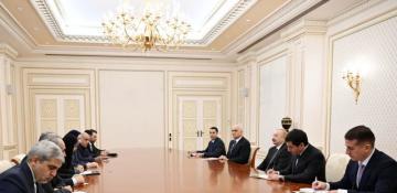 Azerbaijan, Iran discuss joint economic and transport projects