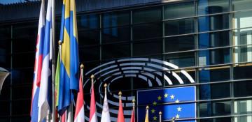 EU halts U.S. trade talks following Trump’s 15% global tariff threat