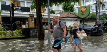 Heavy rains flood Indonesia's Bali, triggering evacuation