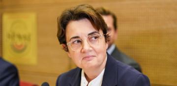 Louvre director steps down following jewels heist in Paris