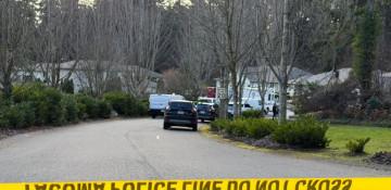 Four dead in Washington stabbing, suspect shot 