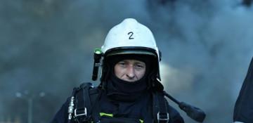 Russian strike hits Kharkiv high-rise, gas line cut