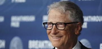 What is known about the Russian woman with whom Bill Gates cheated on his wife