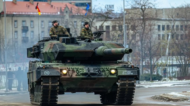 Why is Germany moving 100 Leopard tanks into the Baltics? 
