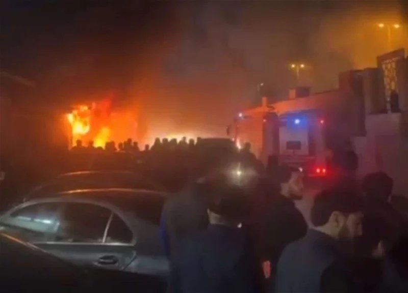 Arson at Baku restaurant traps customers, one injured -  VIDEO 