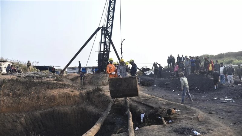 Indian coal mine explosion death toll reaches 27