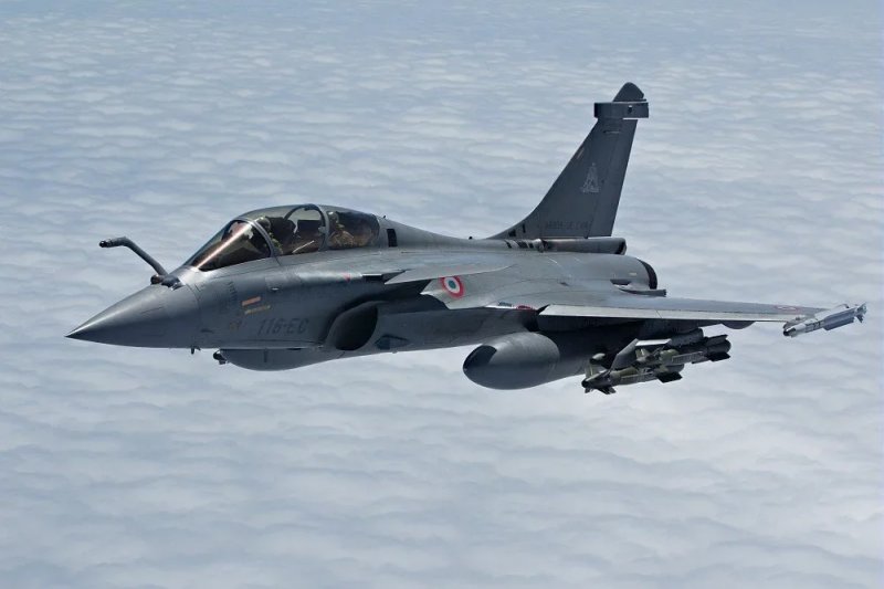 India greenlights $40B defense plan with Rafales