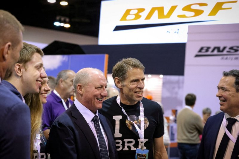 Berkshire Hathaway shares slide after earnings, CEO letter 