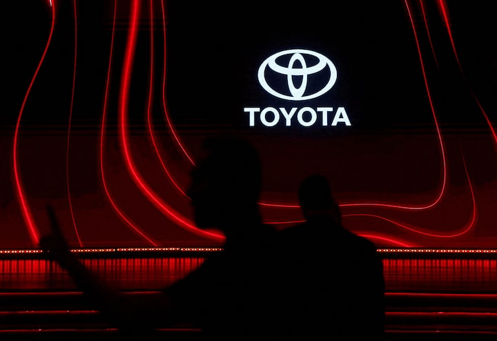 Toyota’s buyout favors Elliott, raises governance questions
