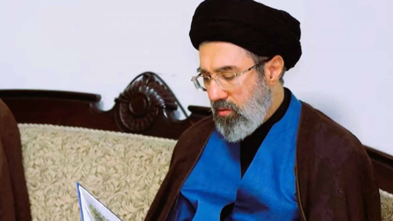 Mojtaba Khamenei reportedly survives strikes on Iran