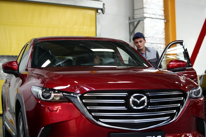 Mazda jumps to sixth in Russian car sales after fee change