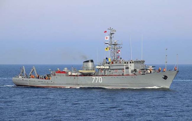 Ukraine strikes Russian minesweeper Valentin Pikul, 2 warships