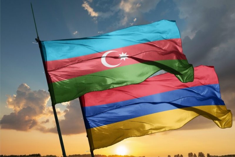 Azerbaijani, Armenian FMs discuss regional tensions 