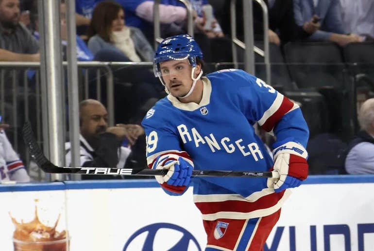 Rangers set to trade Sam Carrick to Sabres