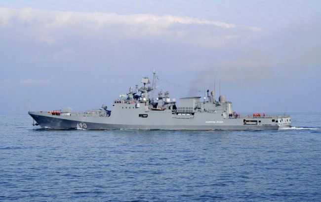 Ukrainian strike damages Russian warships in Novorossiysk