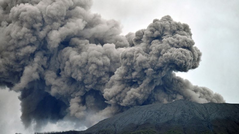 Indonesia’s Mount Marapi erupts, sending ash 1.6 km into sky