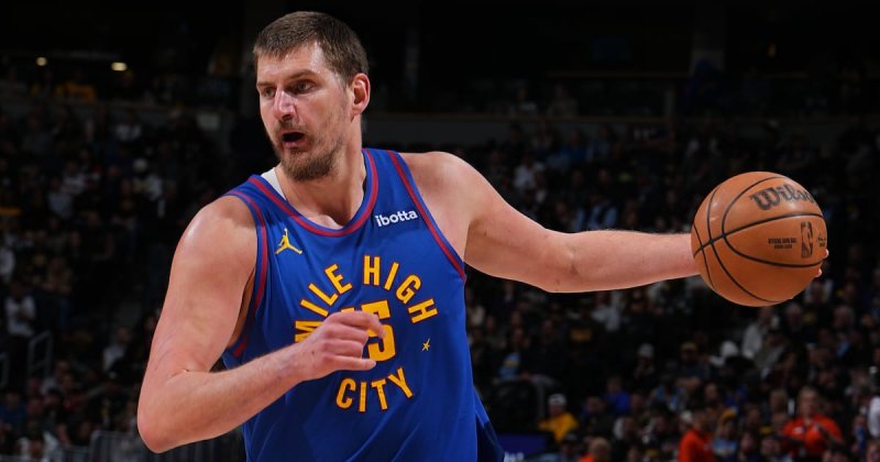 Jokic records 25th triple-double of the season as Nuggets rout Rockets